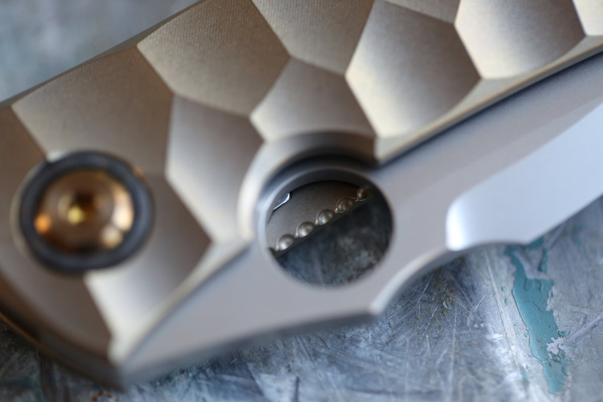 MODEL 67 x Titanium Amber x Carbon Fiber