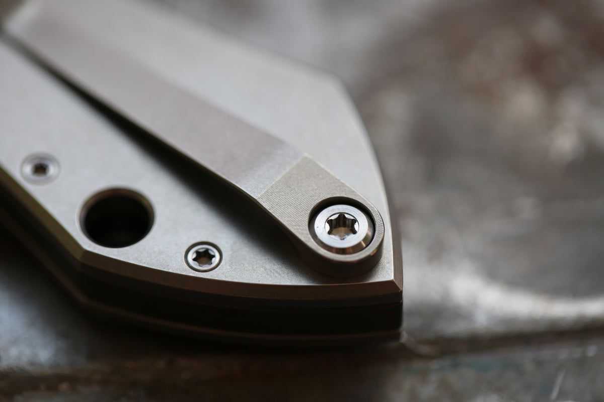 MODEL 67 x Titanium Grey x Zirconium