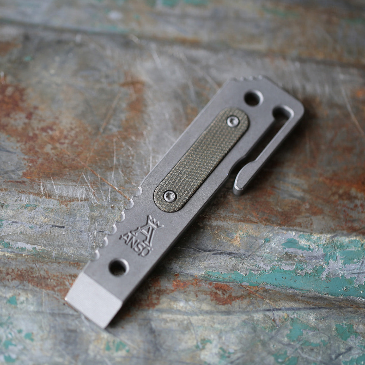 Prybar12 - Grey x Fiber Inlay