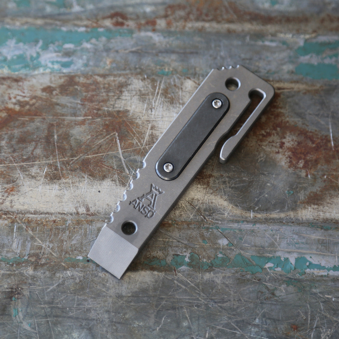 Prybar12 - Grey x Metal Inlay