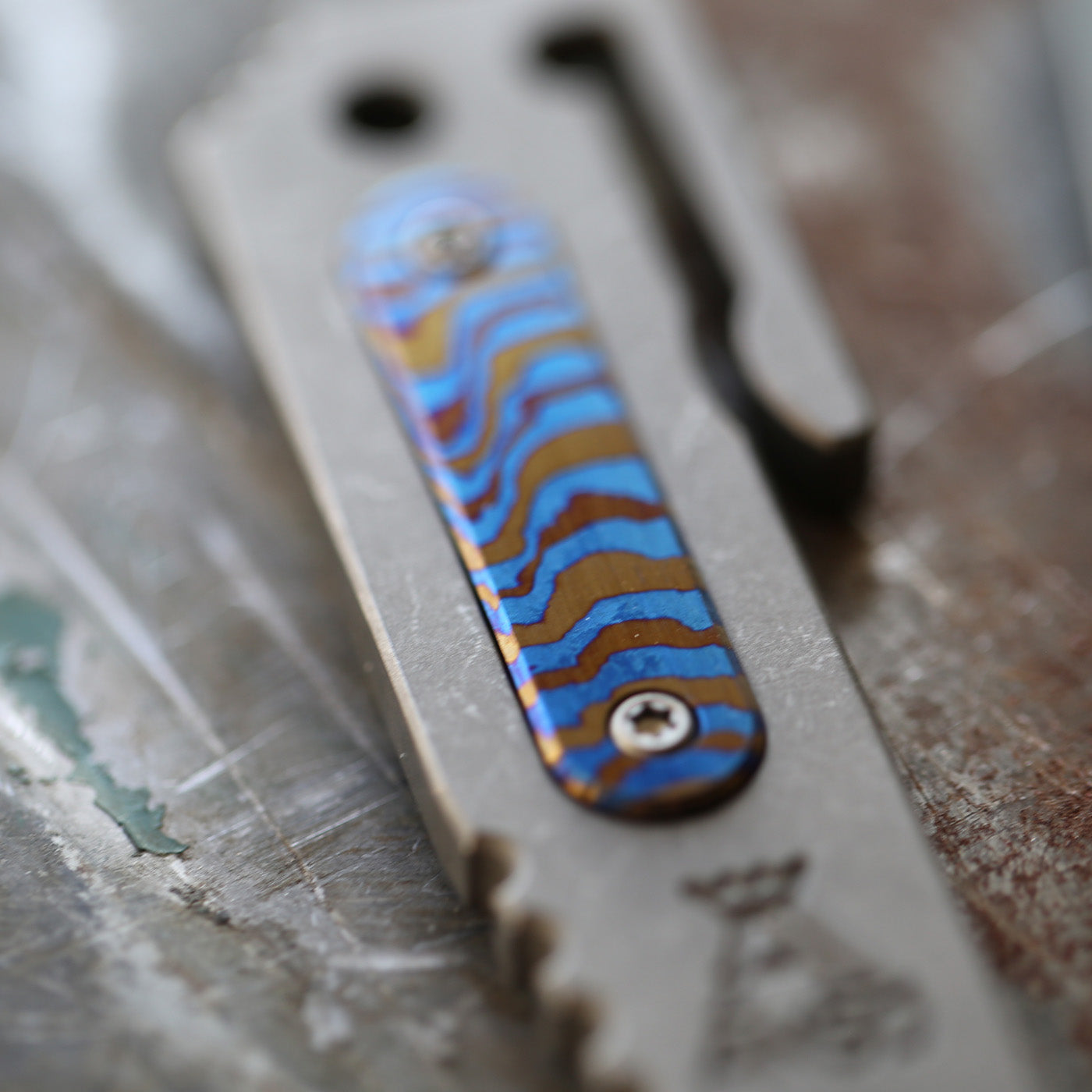 Prybar12 - Grey x Metal Inlay