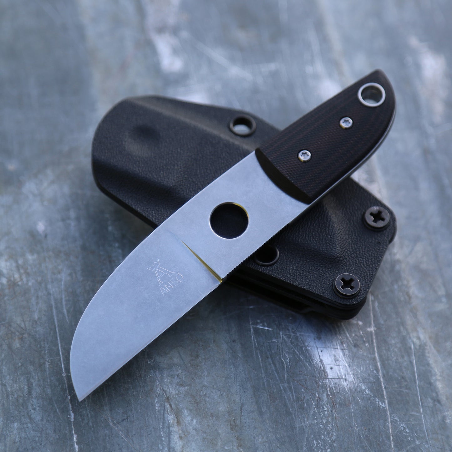 Anso Sheepsfoot x Black/Brown G10