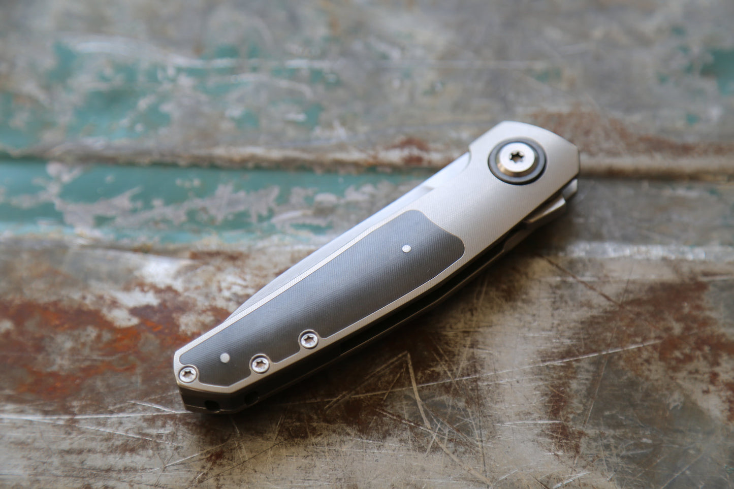 ISOLA x Herring Bone Damascus x Zirconium