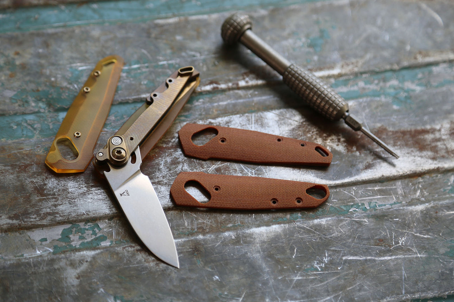 AROS - Natural Micarta Scales