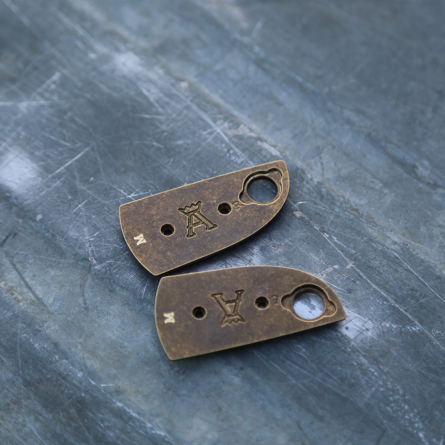 Anso Sheepsfoot - Handles Bronze, Brass, Copper, Zirconium
