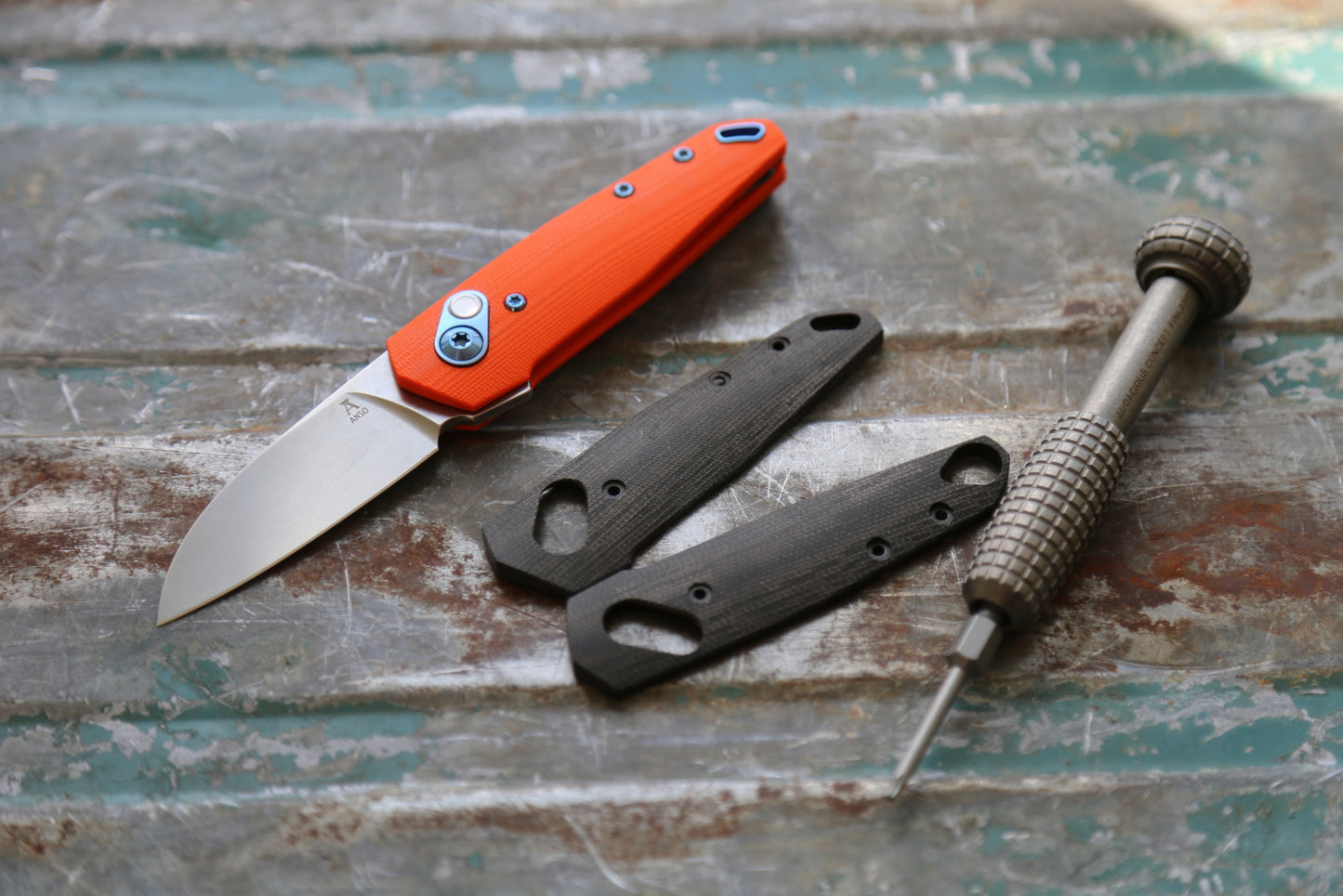 AROS - Black Denim Scales