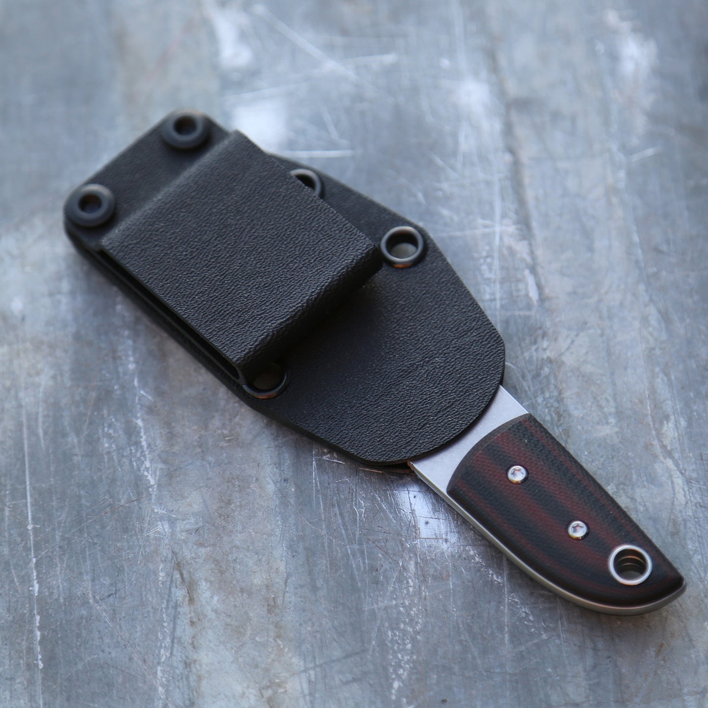Anso Sheepsfoot x Black/Maroon G10