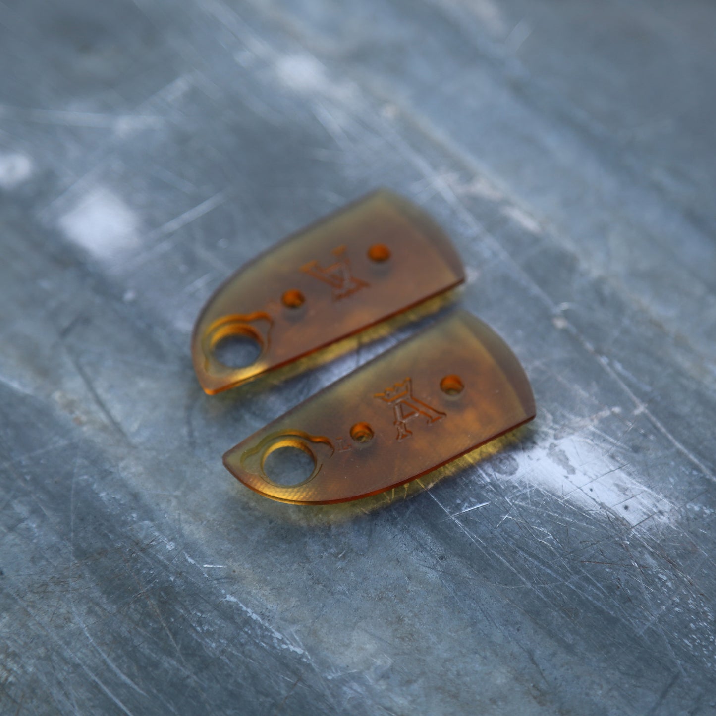 Anso Sheepsfoot - Handles Carbon Fiber & Ultem