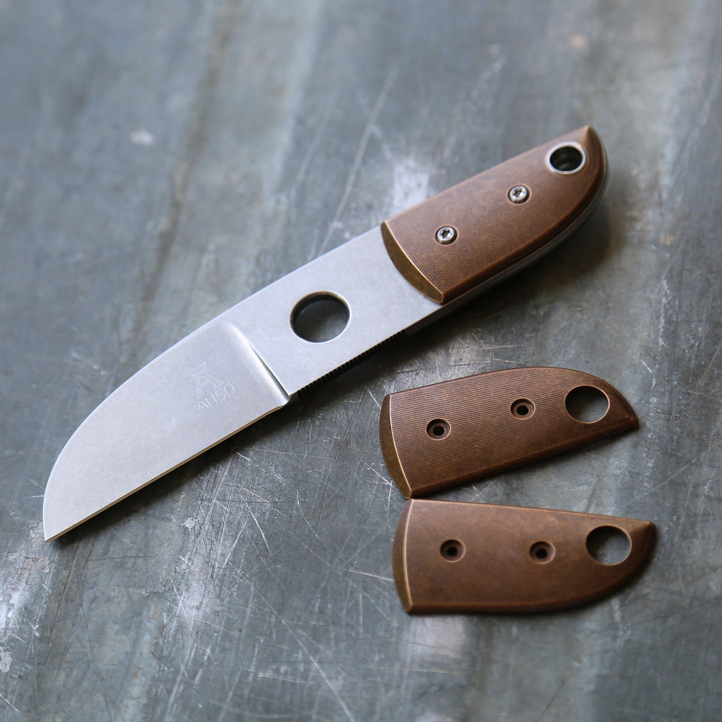 Anso Sheepsfoot - Handles Bronze, Brass, Copper, Zirconium