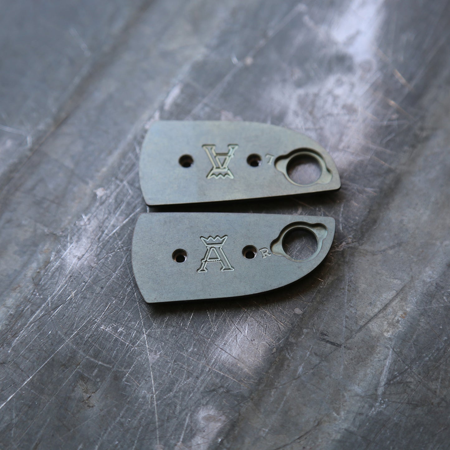 Anso Sheepsfoot - Handles Titanium