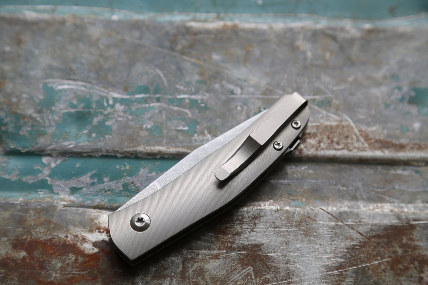 CASlNO x Damasteel