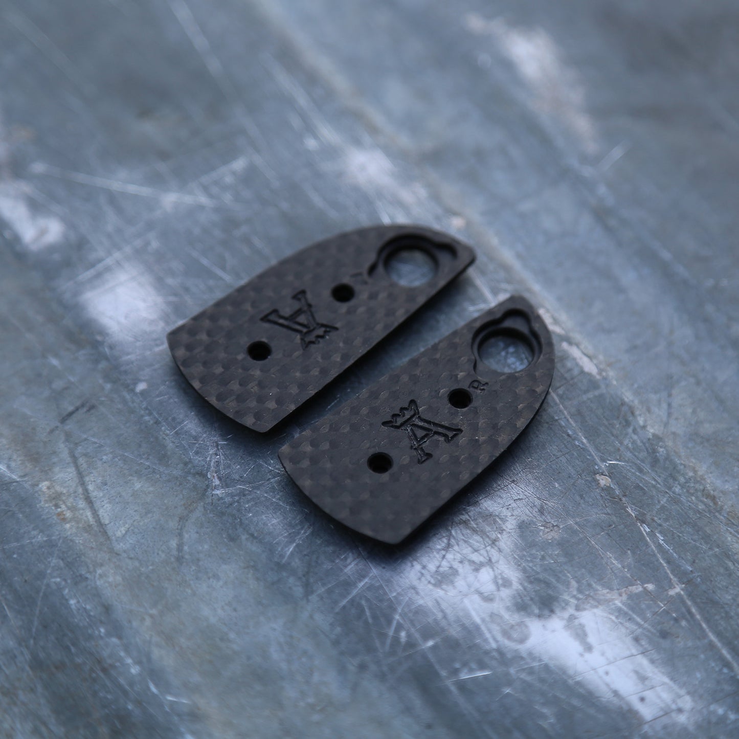 Anso Sheepsfoot - Handles Carbon Fiber & Ultem