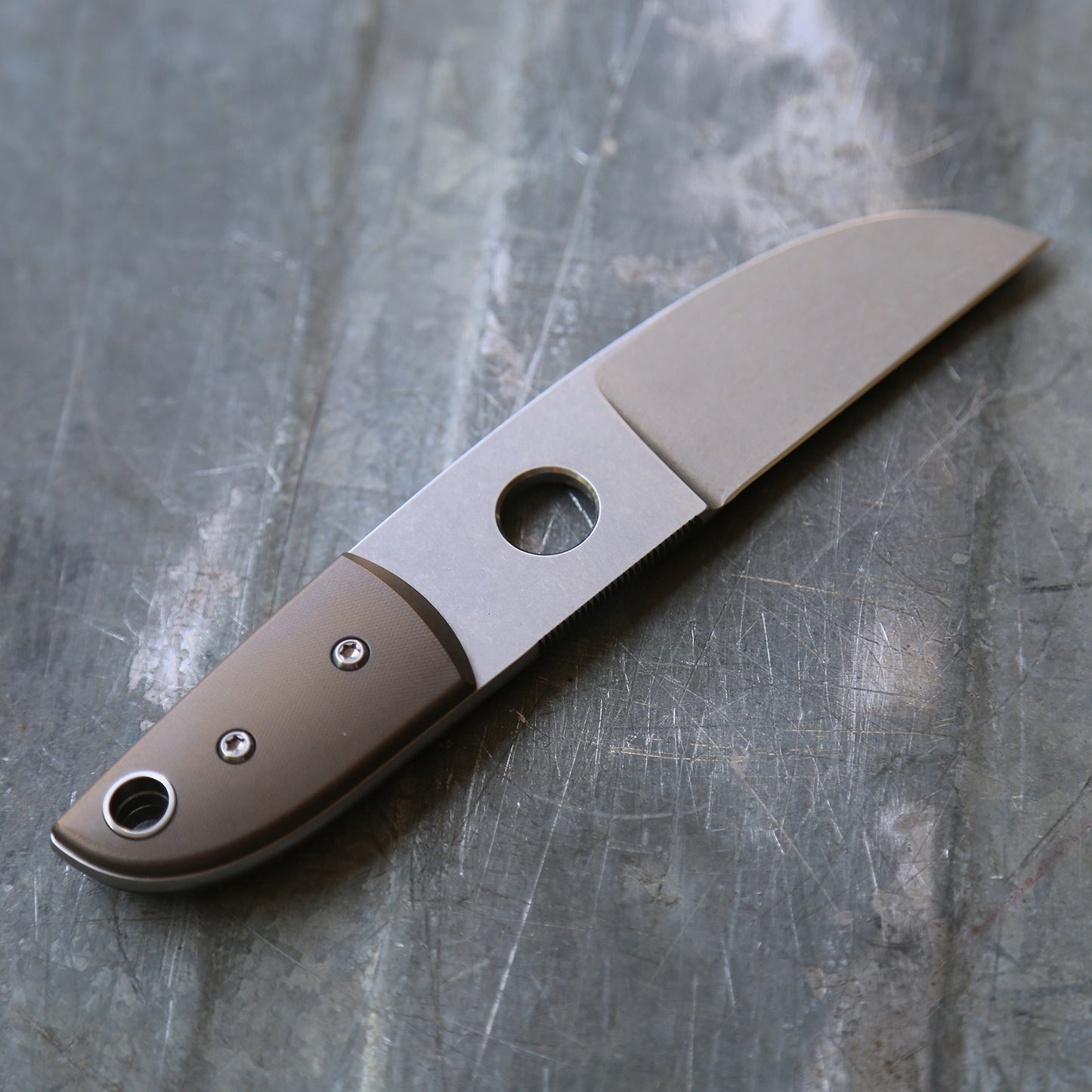 Anso Sheepsfoot x Titanium Amber