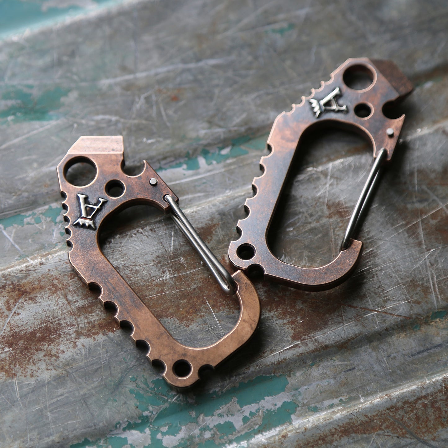 Carabiner V3 x Bronze x Royal