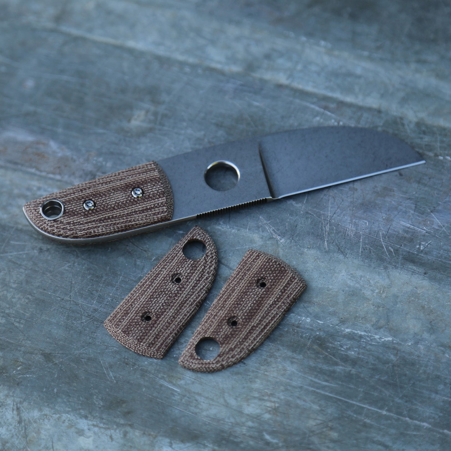 Anso Sheepsfoot - Handles Micarta