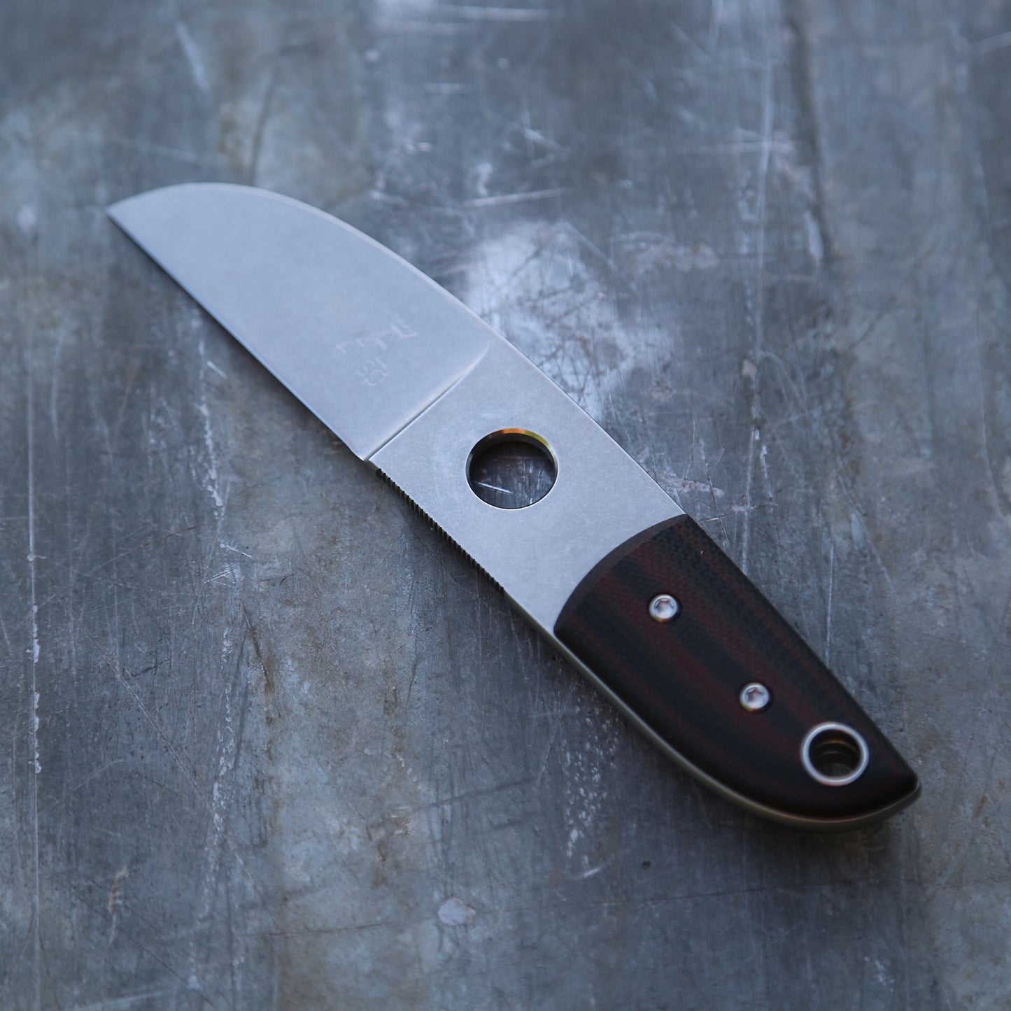 Anso Sheepsfoot x Black/Maroon G10