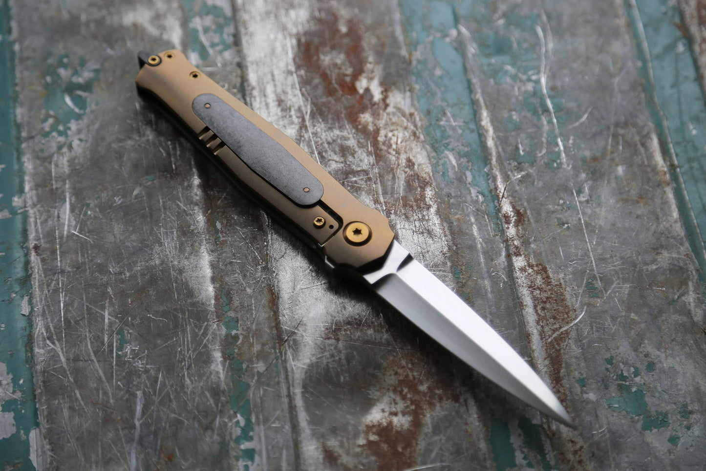 NEXUS - Zirconium inlay