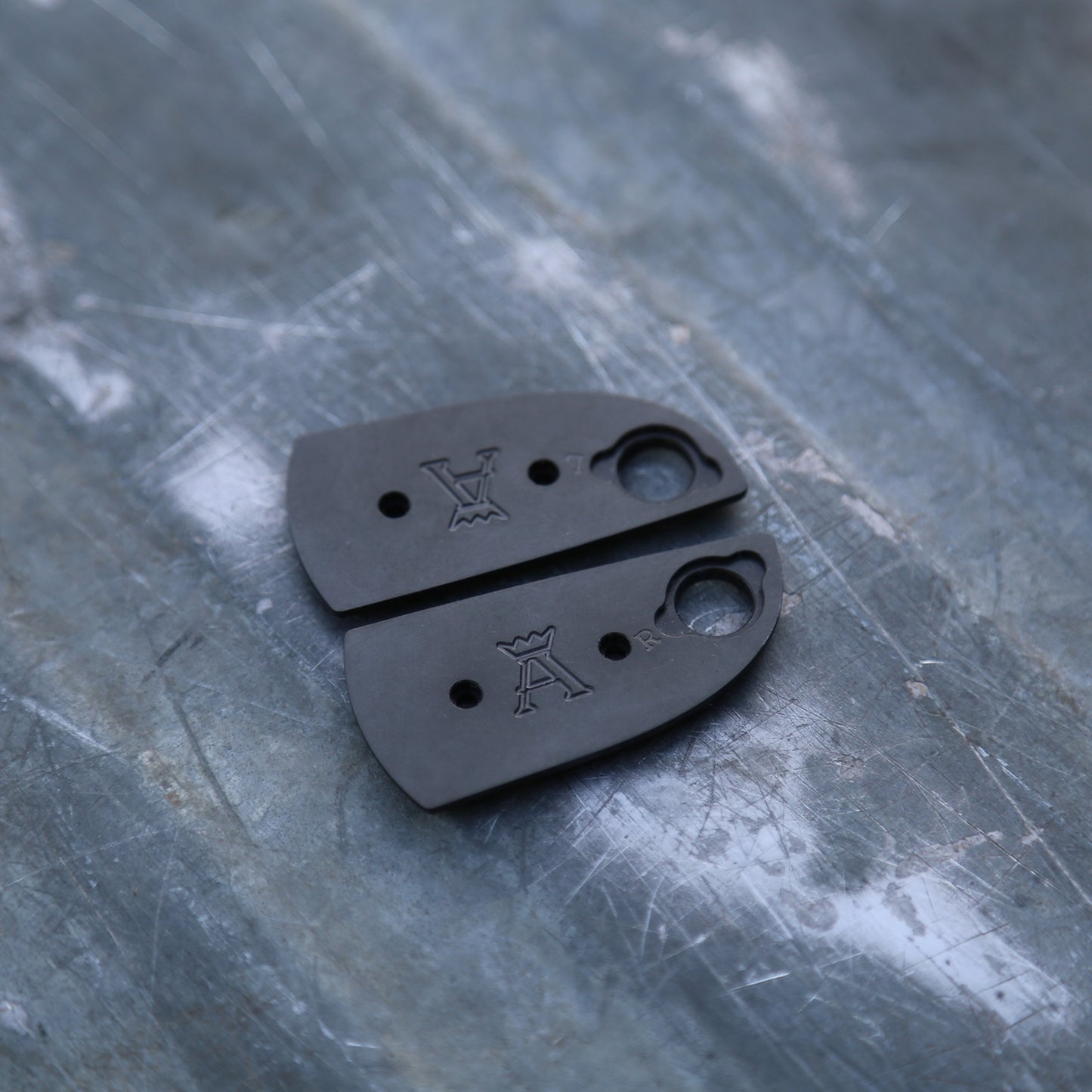 Anso Sheepsfoot - Handles Bronze, Brass, Copper, Zirconium