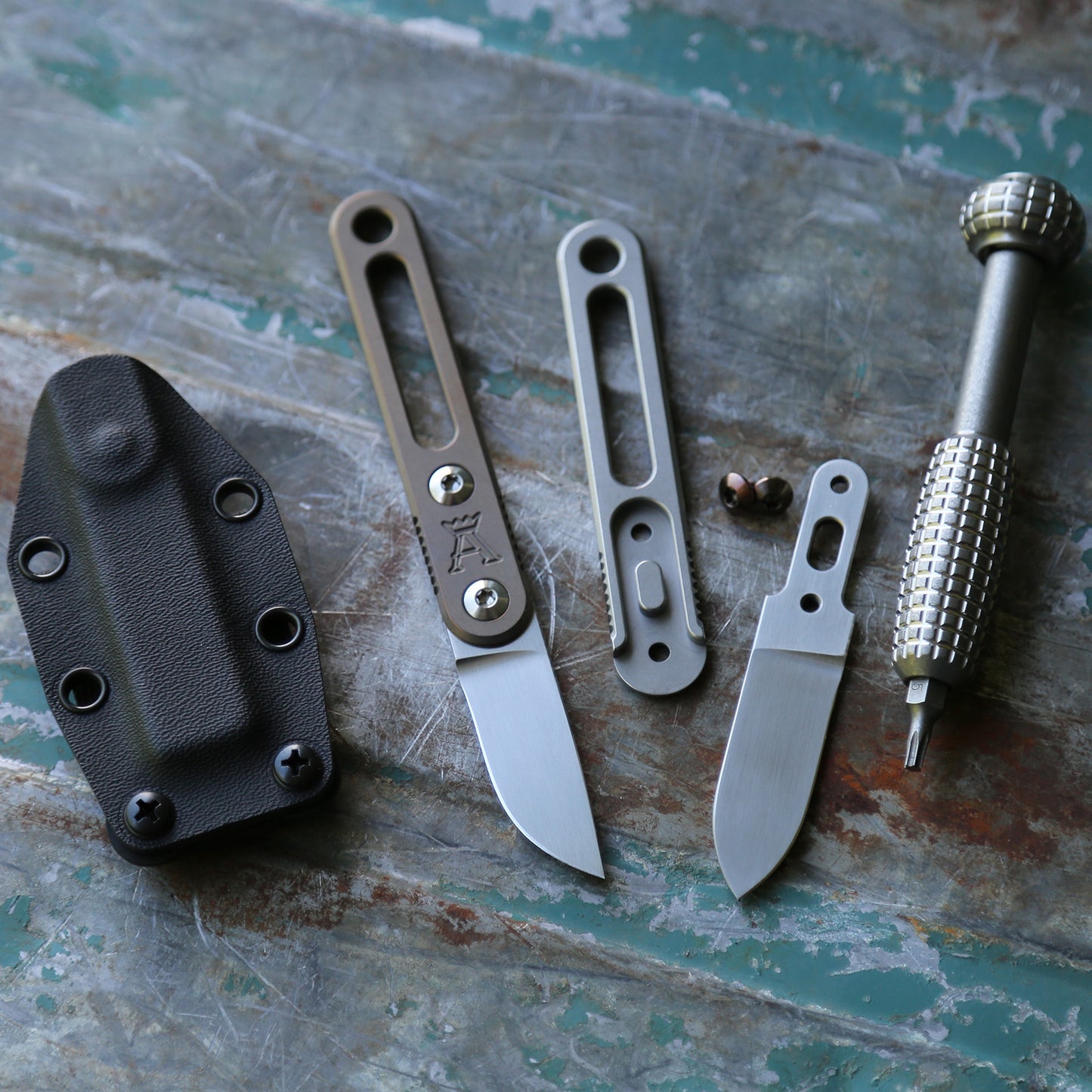 ASTRA FORNAX - Handle - Titanium