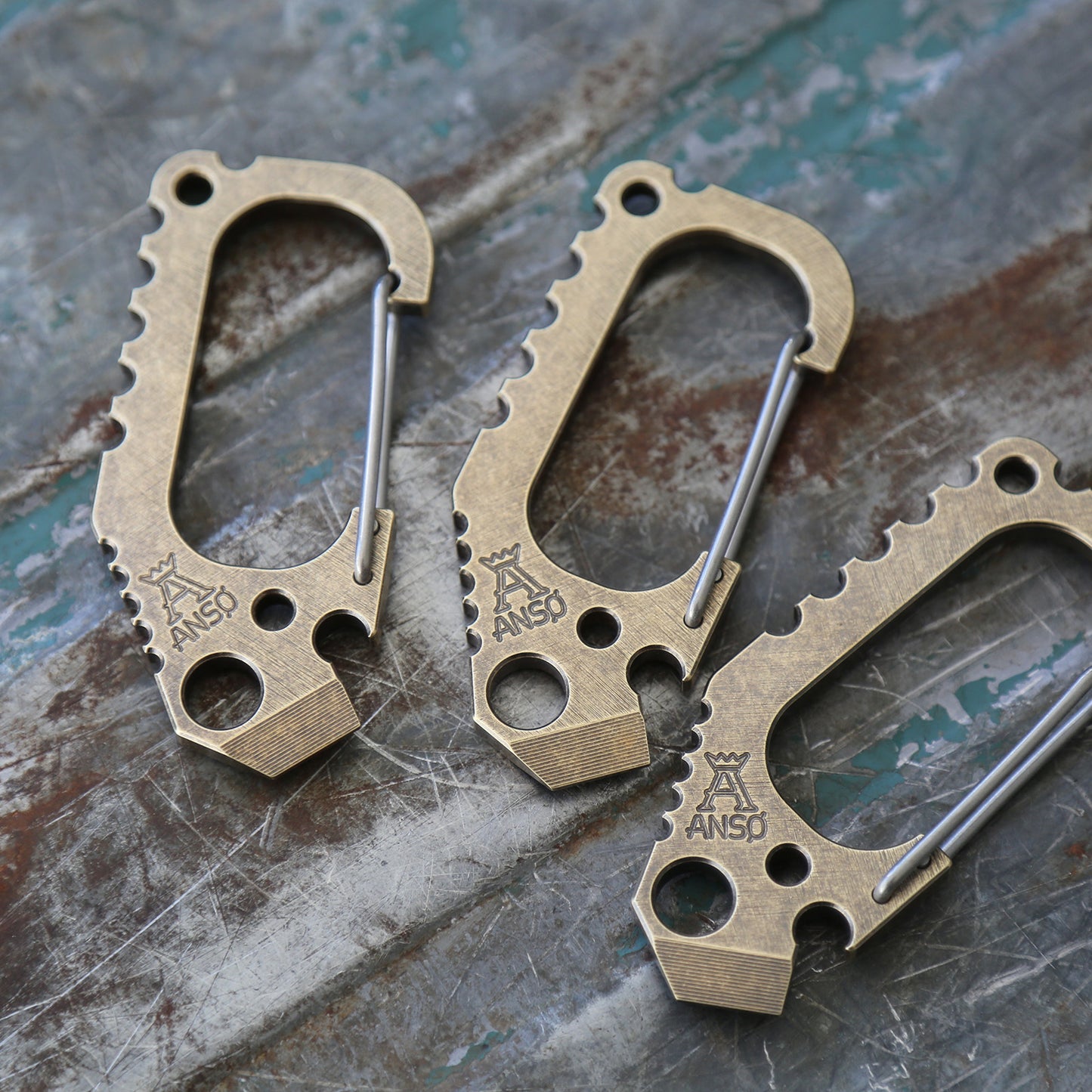 Carabiner V3 x Brass
