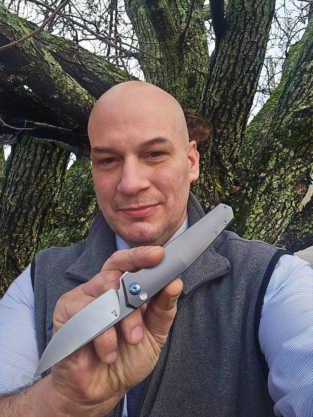 Meet my EDC buddy Rick Baccari, aka @‌edc_knife_collection, from Newtonville, Massachusetts, USA 👋