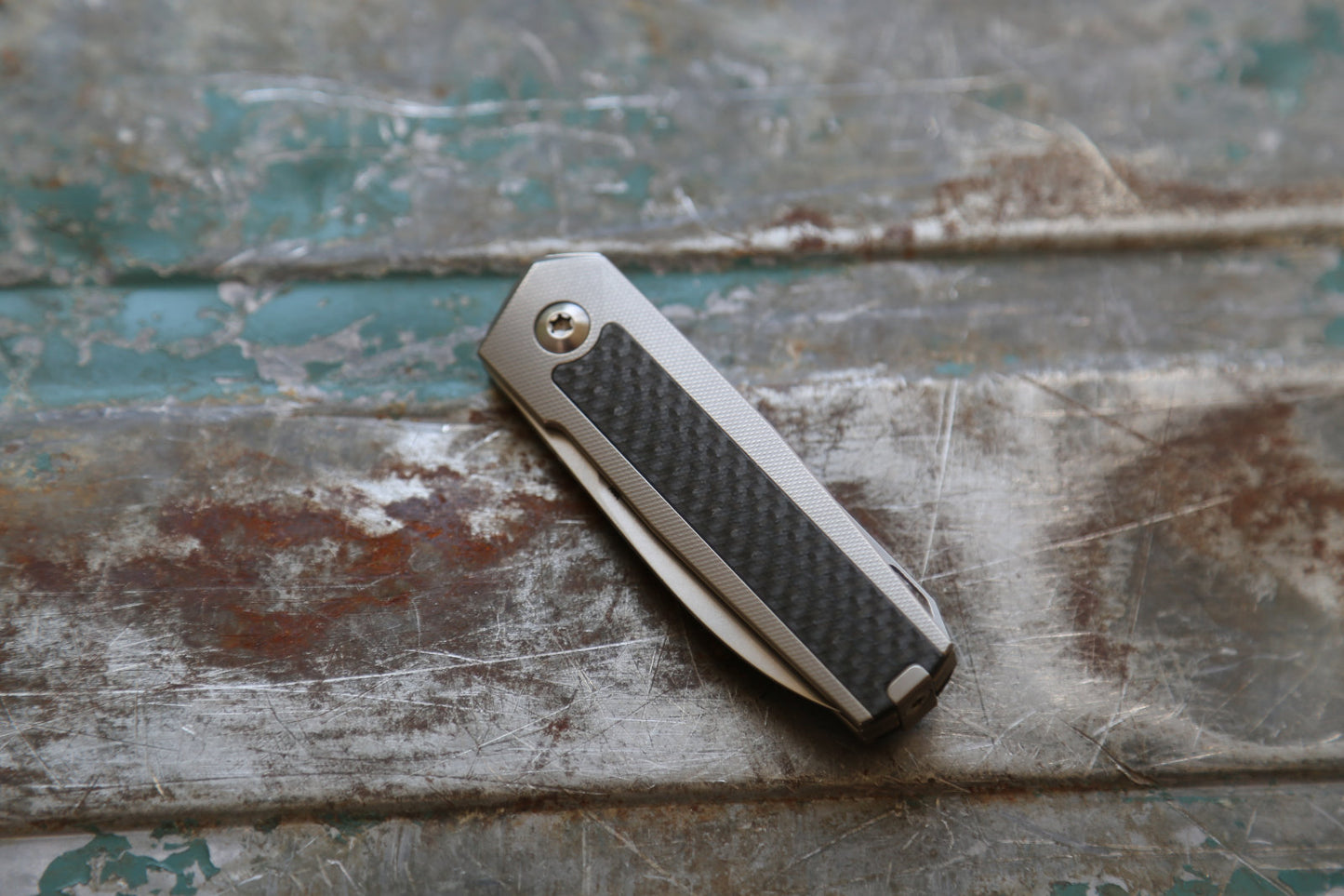 ARN x Grey x Carbon Fiber