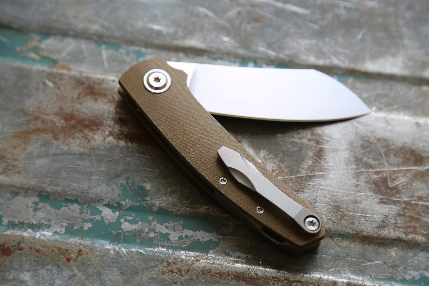 Haddock x Olive Green Canvas Micarta