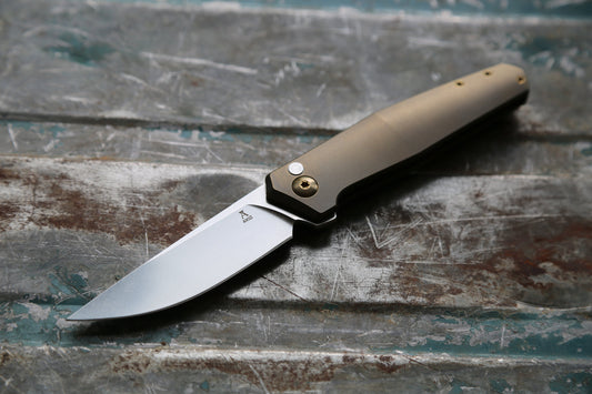TOKO – Amber x Zirconium