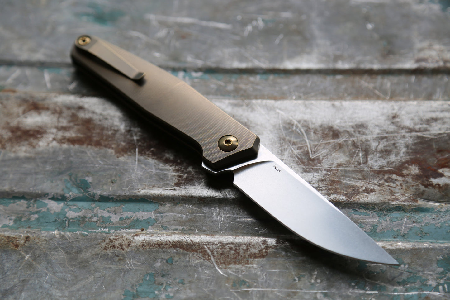 TOKO – Amber x Zirconium