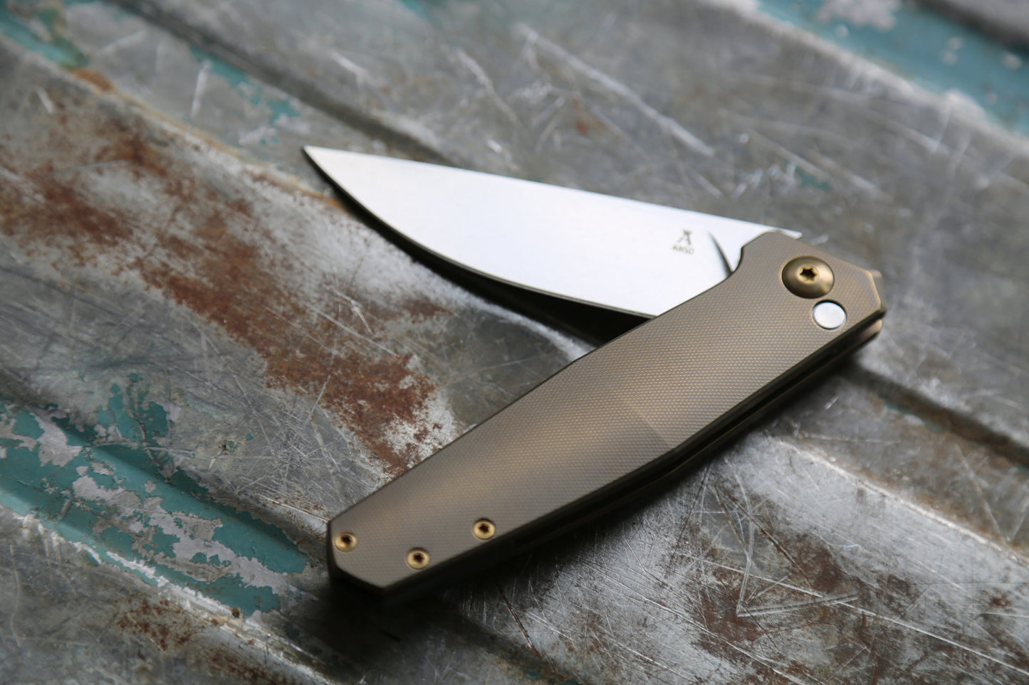 TOKO – Amber x Zirconium