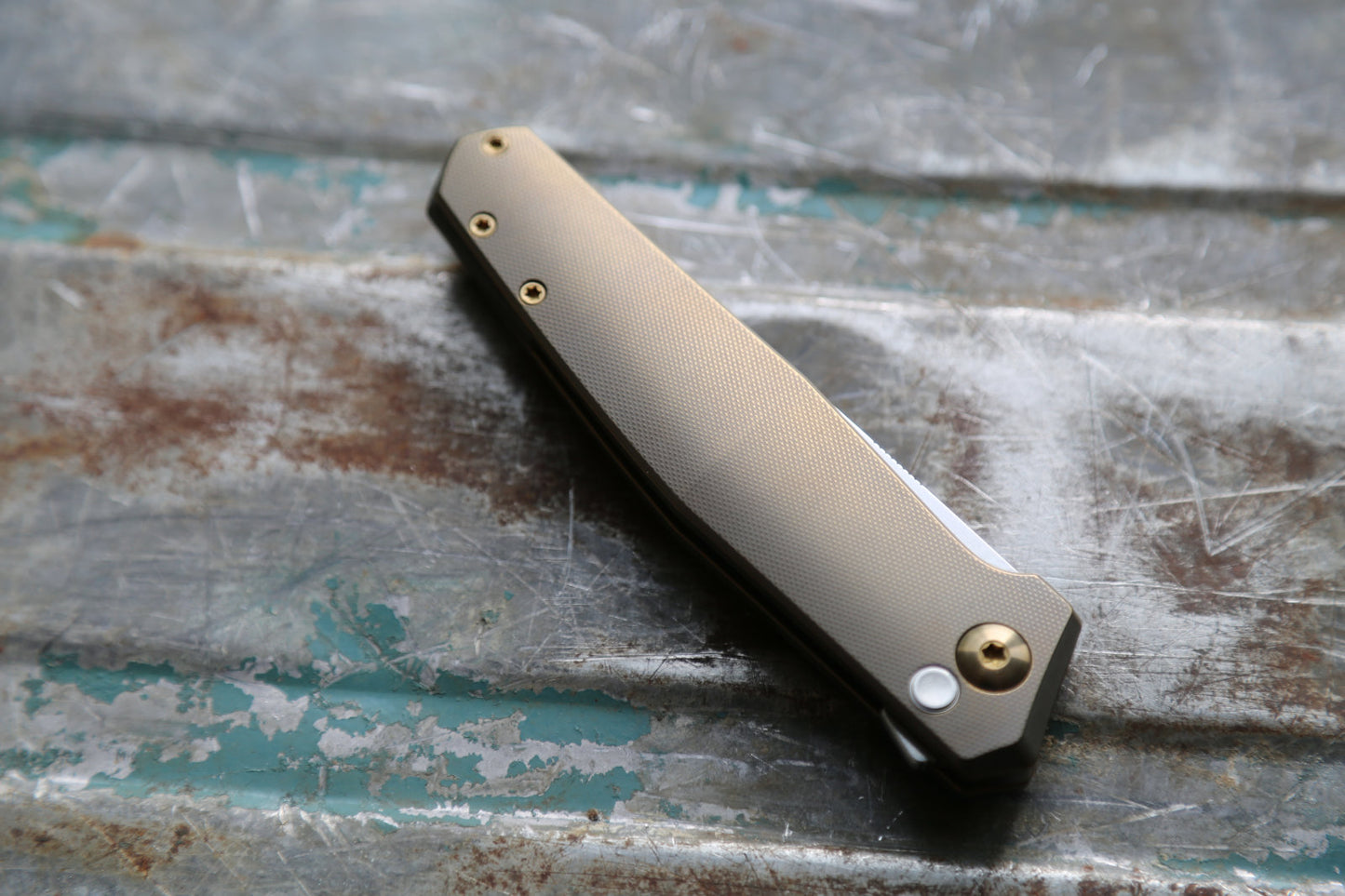 TOKO – Amber x Zirconium