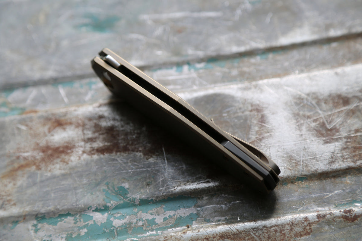 TOKO – Amber x Zirconium