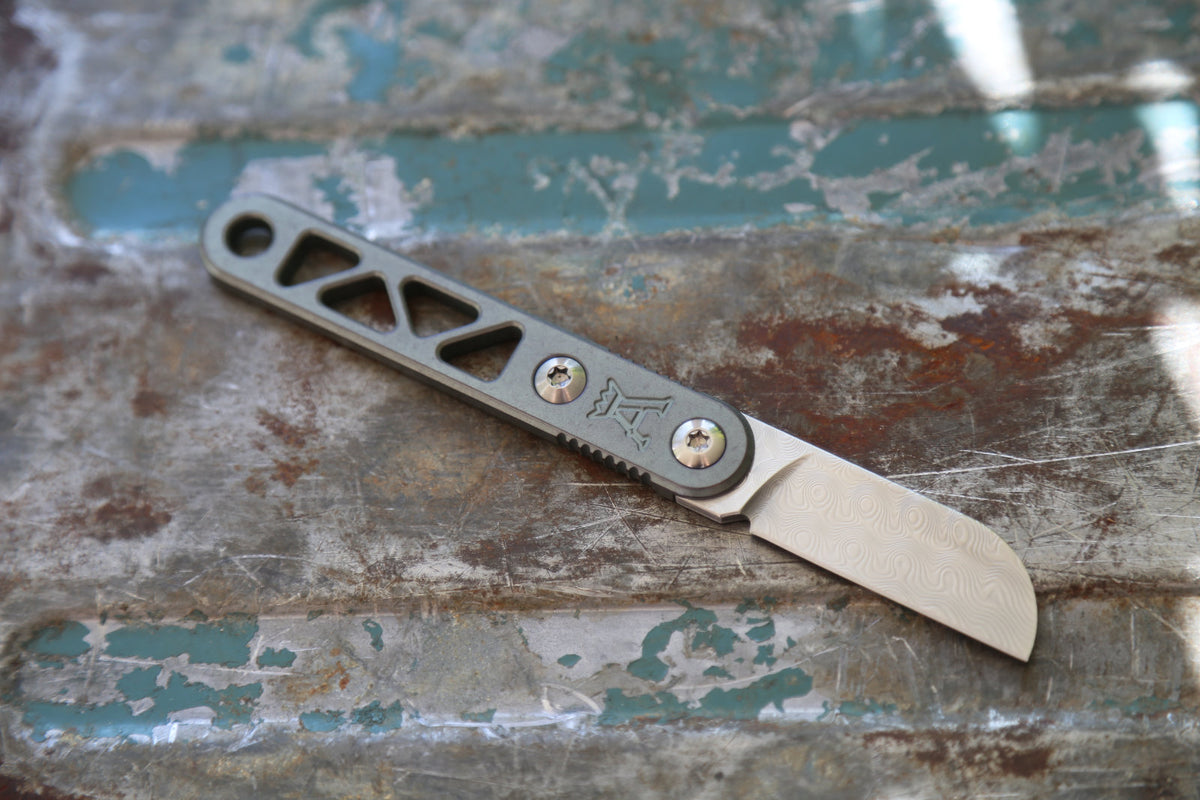 ASTRA ARA - Handle - Titanium
