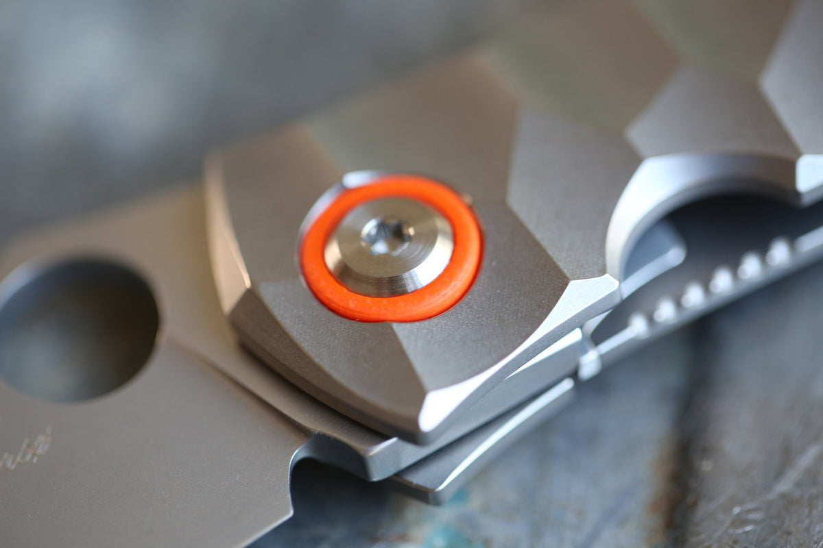 MODEL 67 x Titanium Grey/Satin