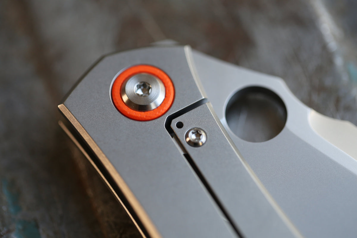 MODEL 67 x Titanium Grey/Satin