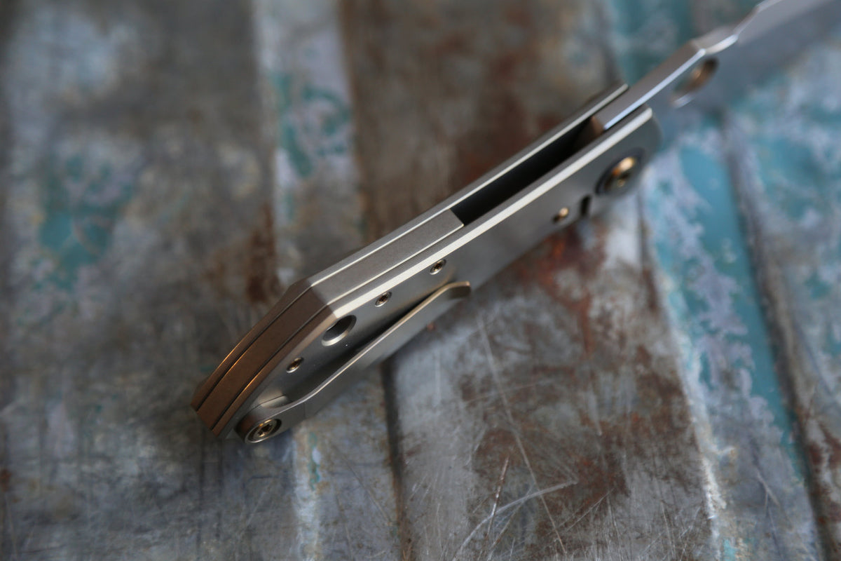 MODEL 67 x Titanium Amber x Carbon Fiber