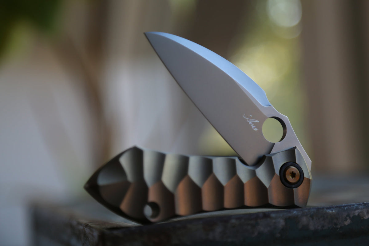 MODEL 67 x Titanium Amber x Carbon Fiber
