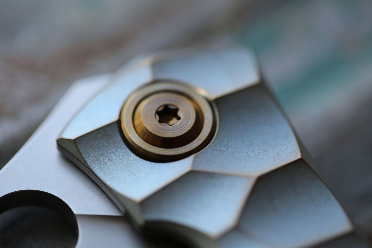 MODEL 67 x Titanium Cuprum