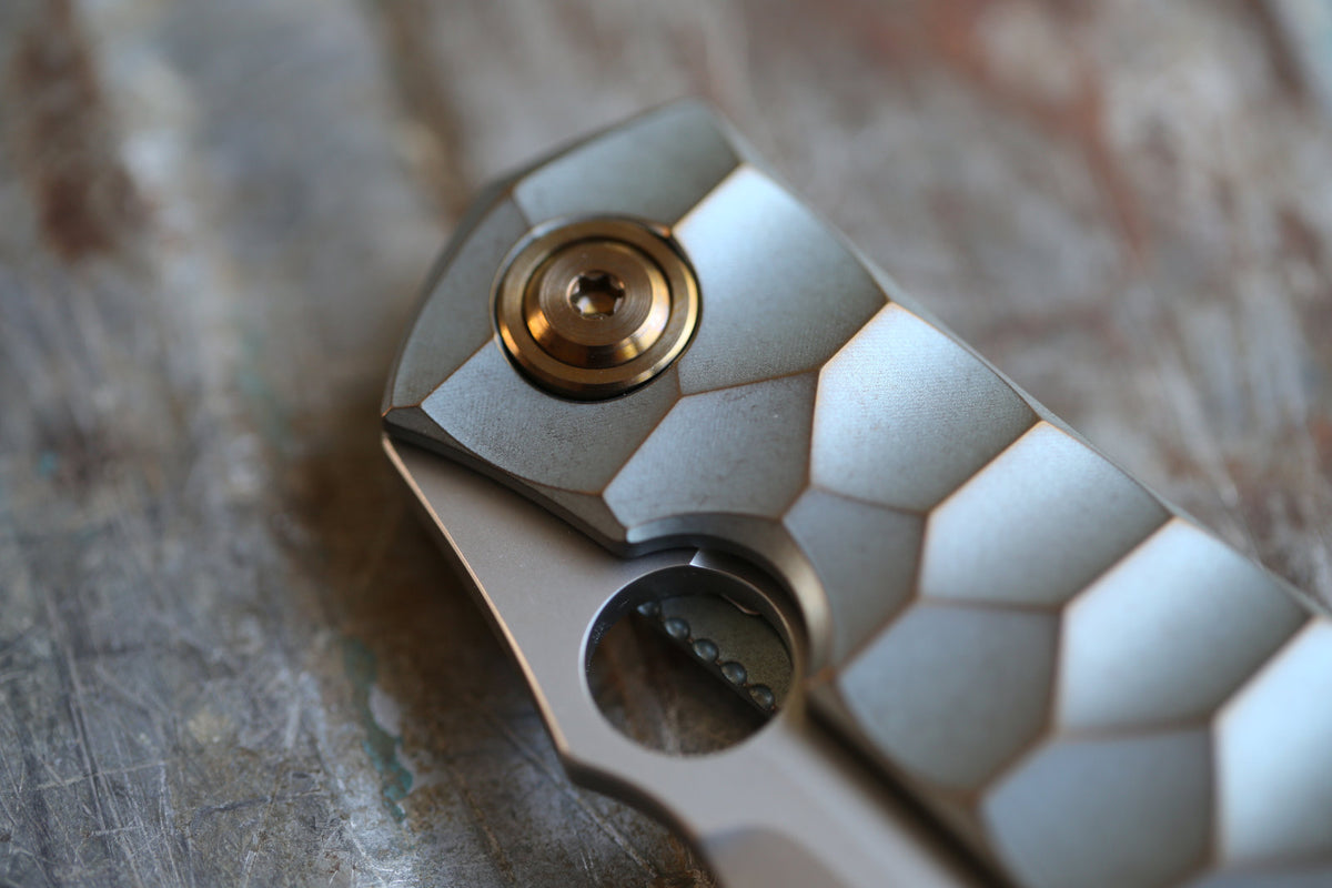 MODEL 67 x Titanium Cuprum