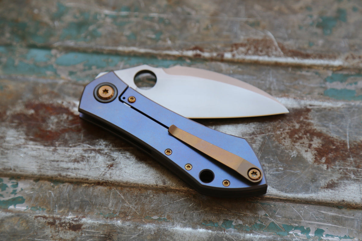 MODEL 67 x Titanium Kobolt x Zirconium