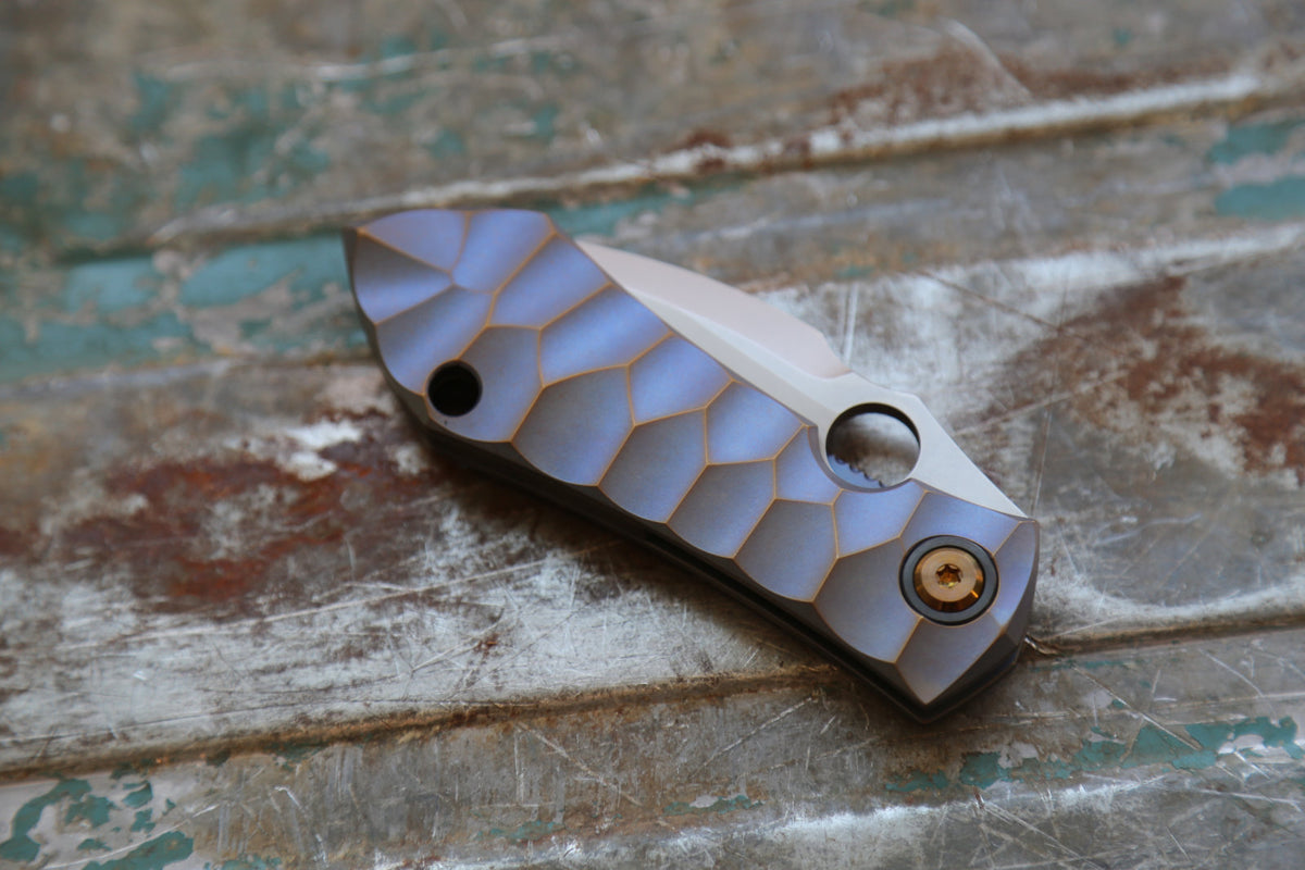 MODEL 67 x Titanium Kobolt x Zirconium