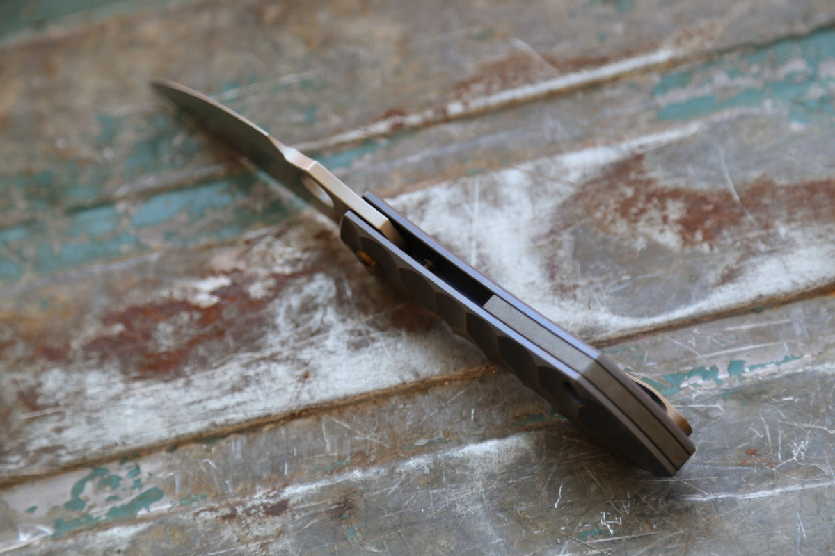 MODEL 67 x Titanium Kobolt x Zirconium