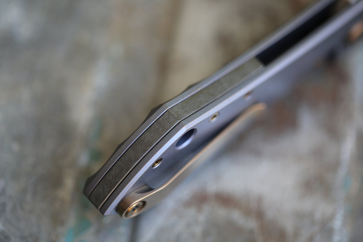 MODEL 67 x Titanium Kobolt x Zirconium