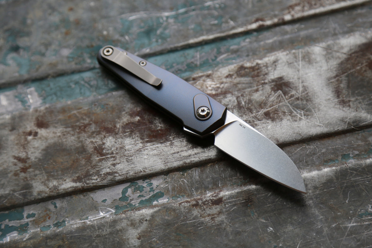 AROS 2.0 KOBOLT Titanium - Grey/Satin details