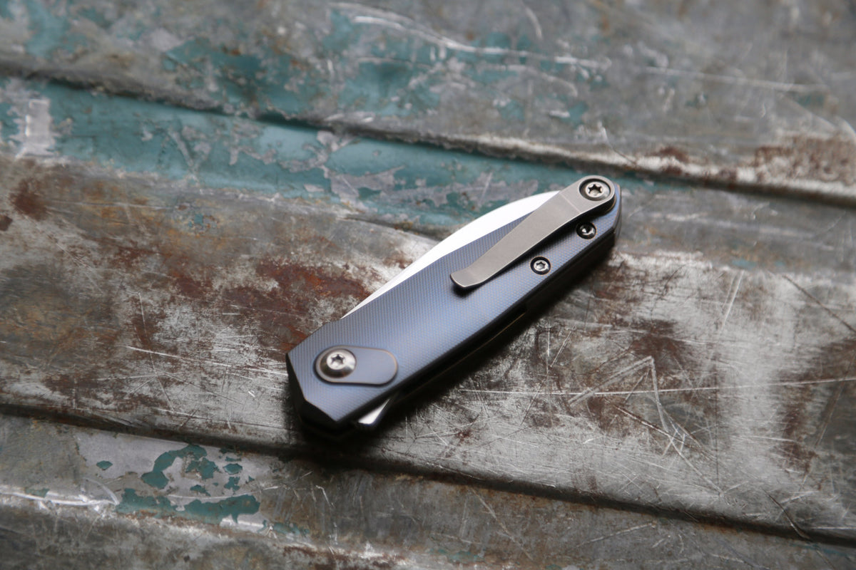 AROS 2.0 KOBOLT Titanium - Grey/Satin details