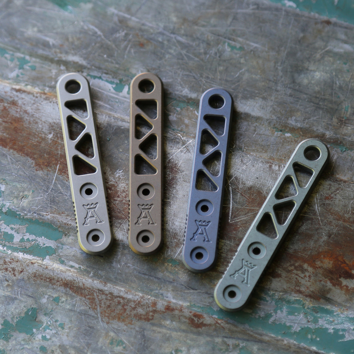 ASTRA ARA - Handle - Titanium