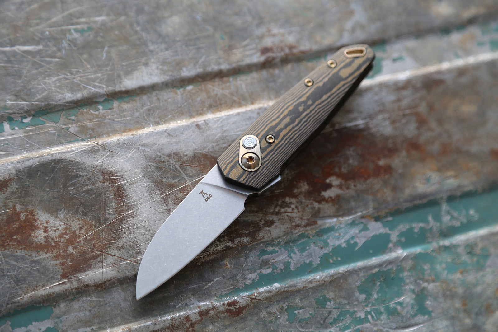 AROS - Black/Brown Richlite - deposit