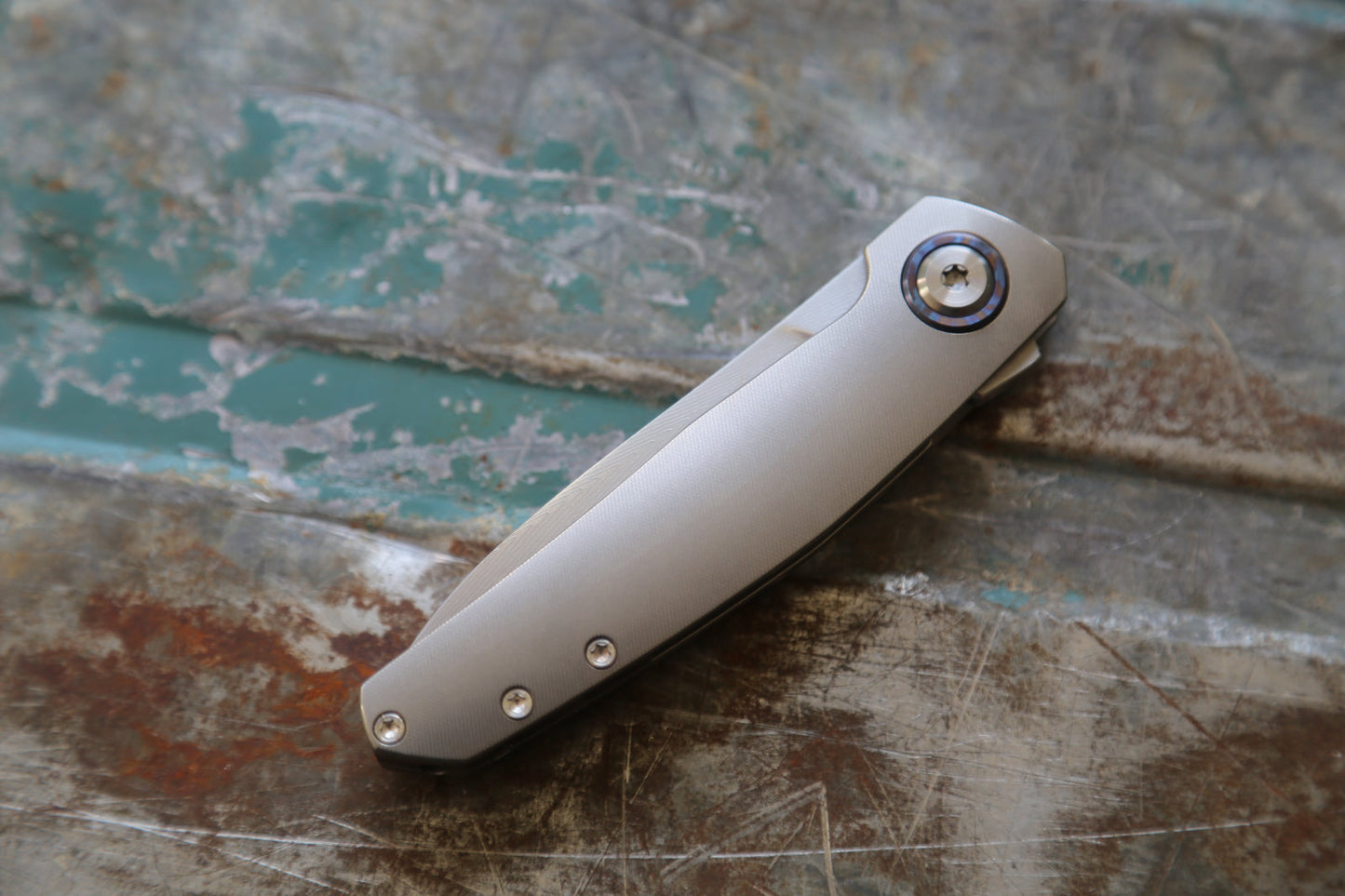 ISOLA x Herring Bone Damascus x White Timascus