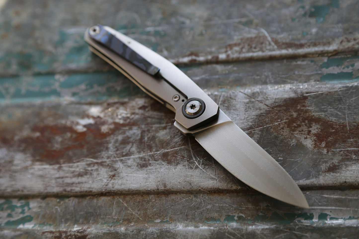ISOLA x Herring Bone Damascus x Zirconium