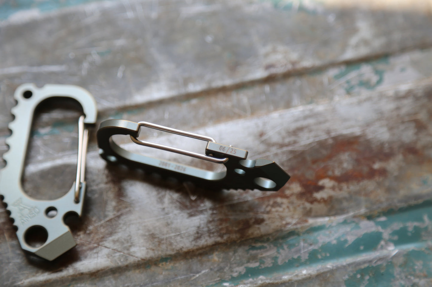 Carabiner V3 - CUPRUM Titanium - 25 Years Limited Edition